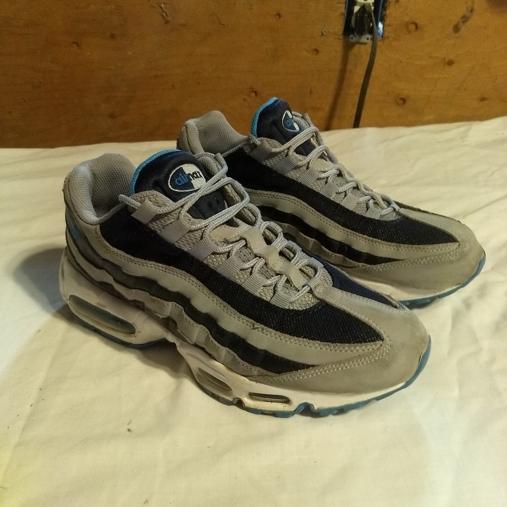 Nike Air Max 95 Obsidian/Wolf Grey Size 9.5